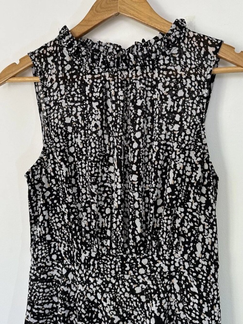 Wayne Cooper Womens Dress Size 8 Black White High Neck Tiered Midi Sleeveless
